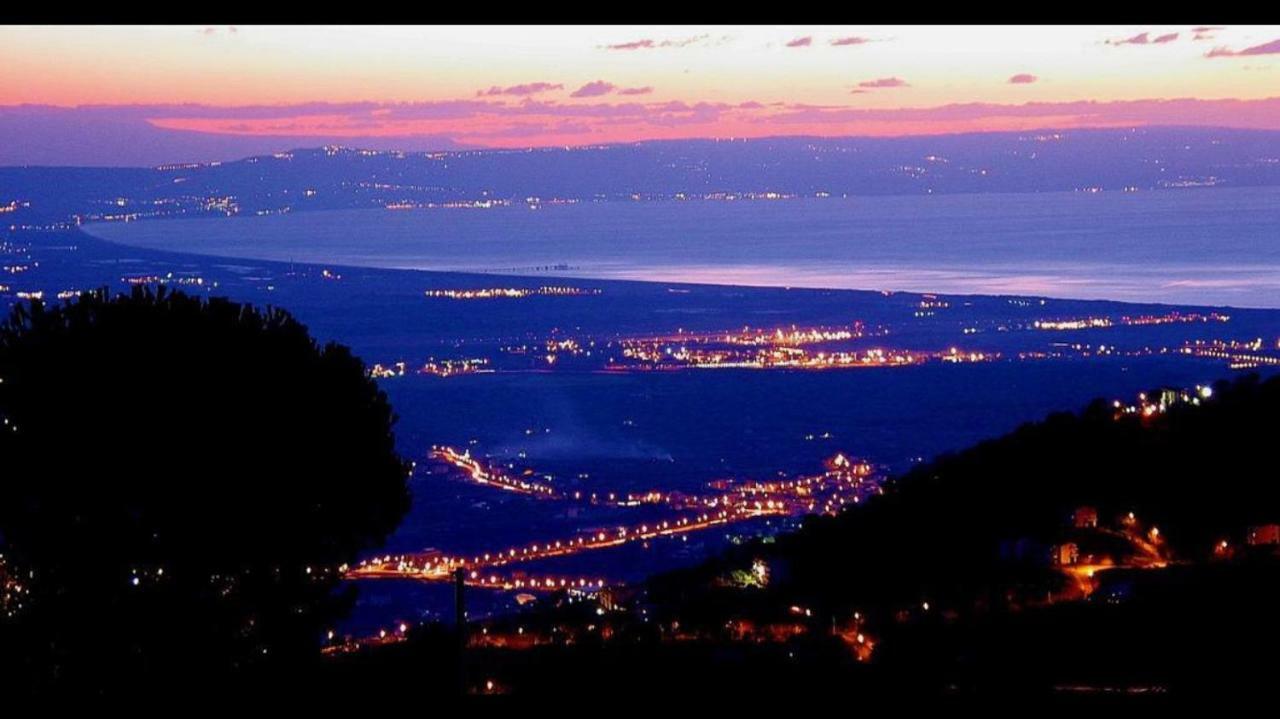 La Casetta Di Elena Lamezia Terme Luaran gambar