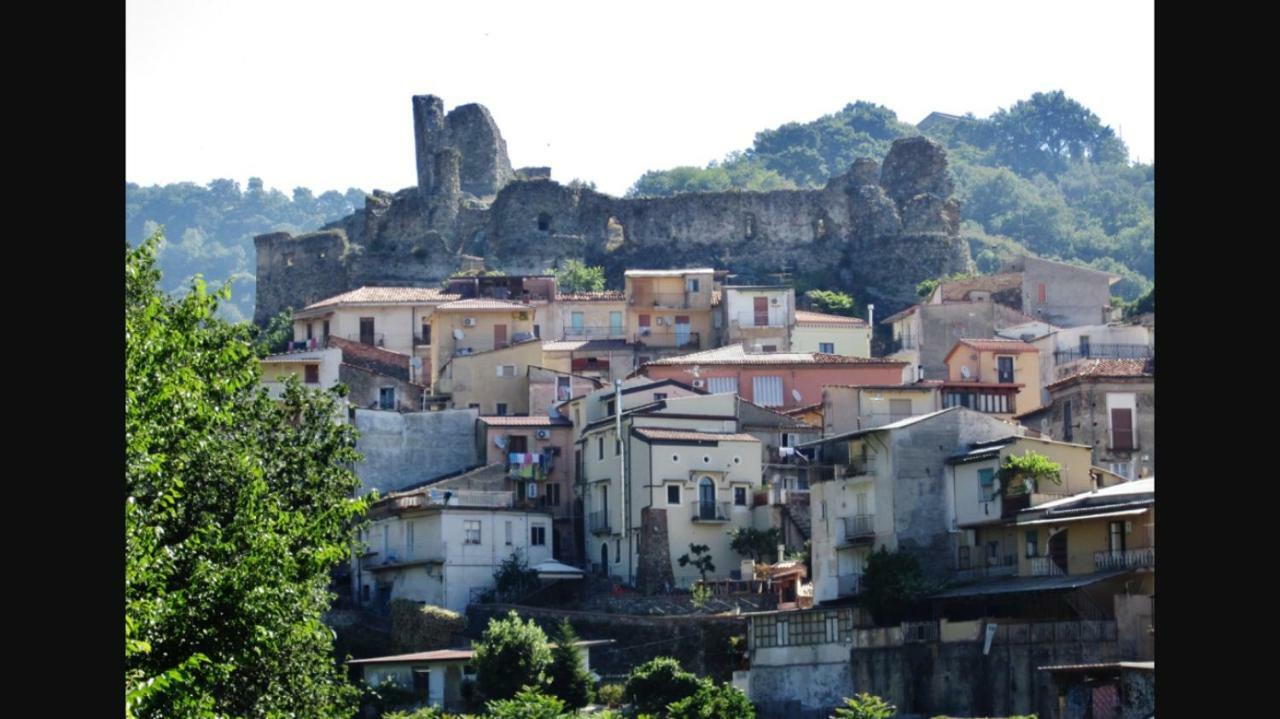 La Casetta Di Elena Lamezia Terme Luaran gambar