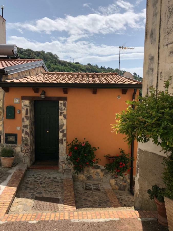 La Casetta Di Elena Lamezia Terme Luaran gambar